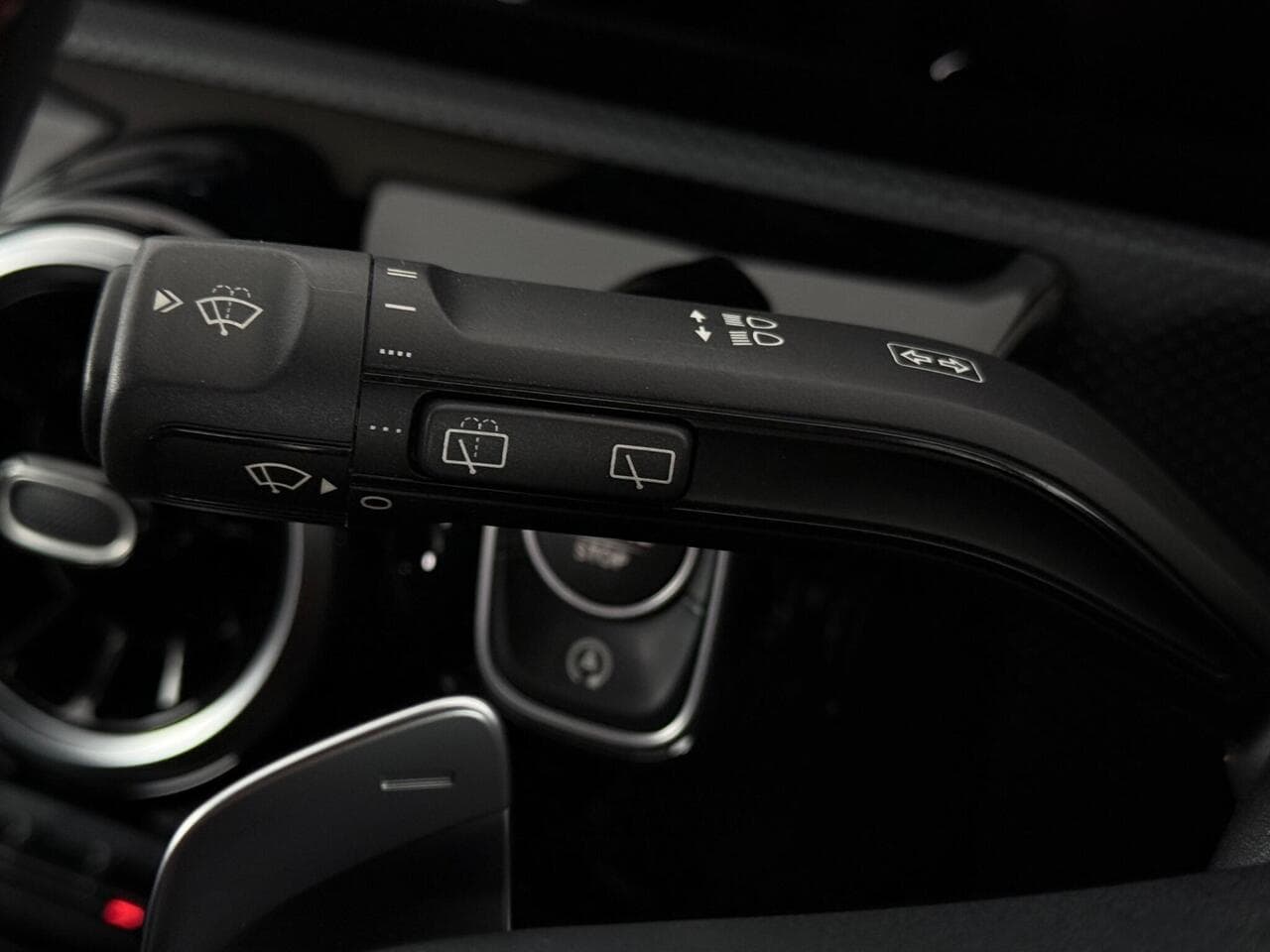 Mercedes-Benz A Class thumbnail Misc Controls