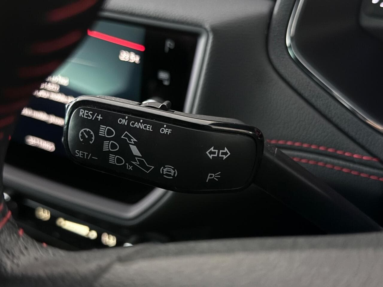 SEAT Arona thumbnail Misc Controls