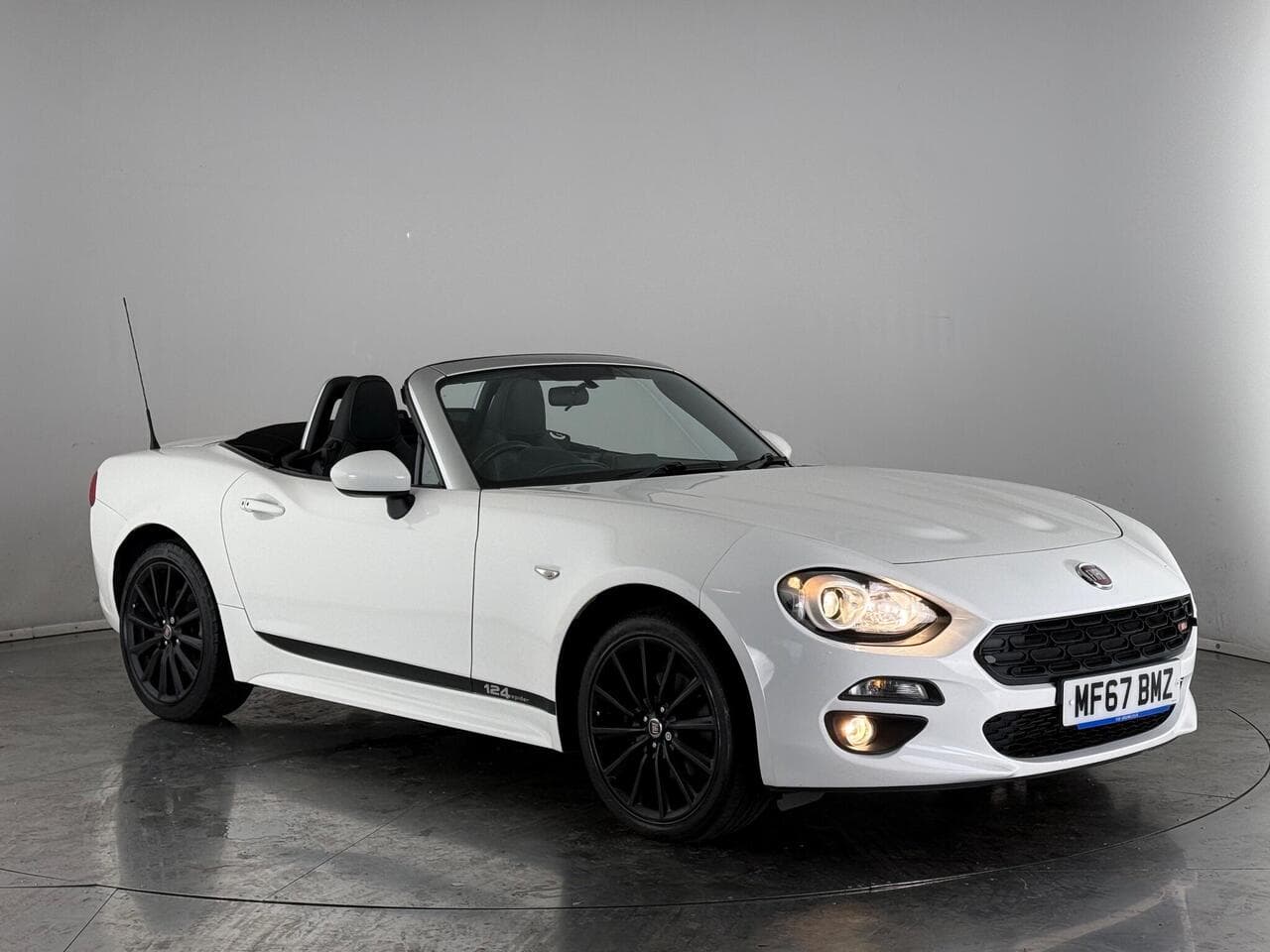 Fiat 124 Spider - Fiat 124 Spider 1.4 MultiAir Lusso Euro 6 2dr