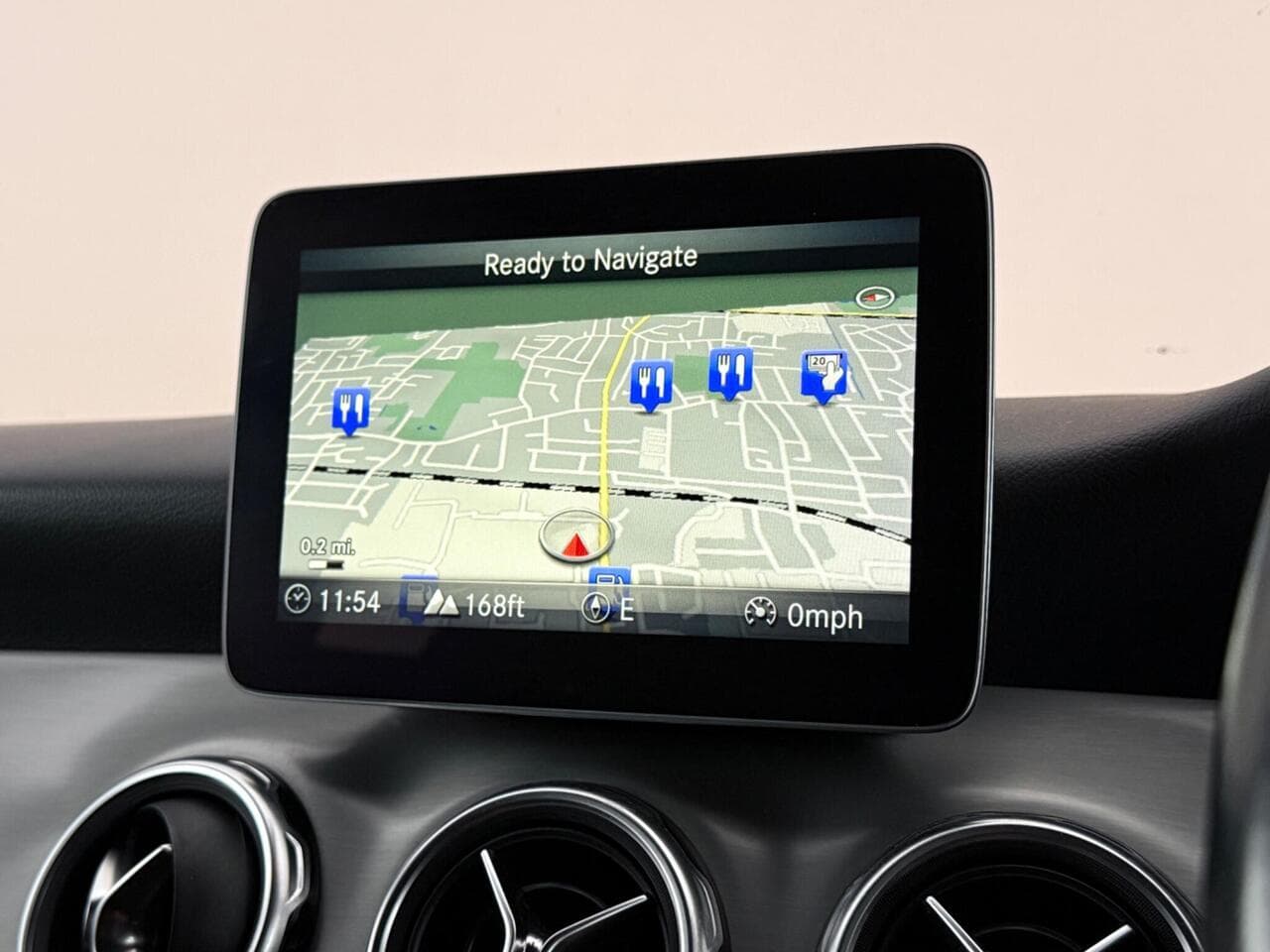 Mercedes-Benz GLA thumbnail Infotainment System