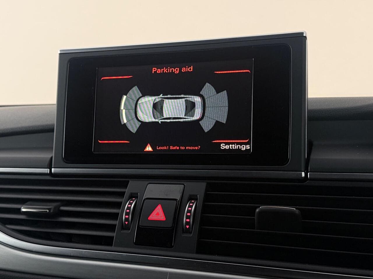 Audi A6 Saloon thumbnail Infotainment System