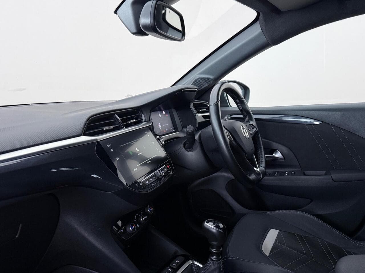 Vauxhall Corsa thumbnail Interior Front