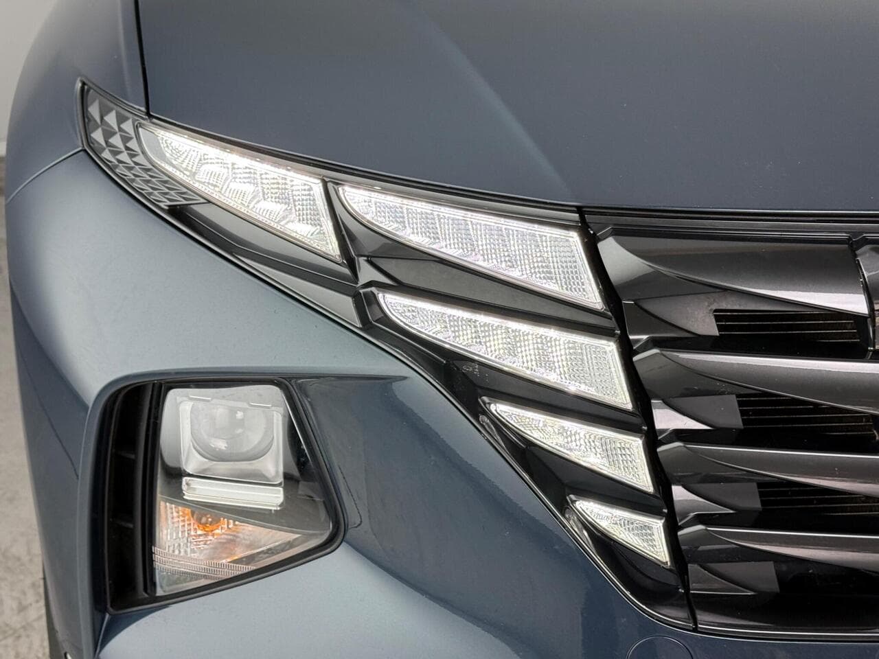 Hyundai TUCSON thumbnail Lights Front