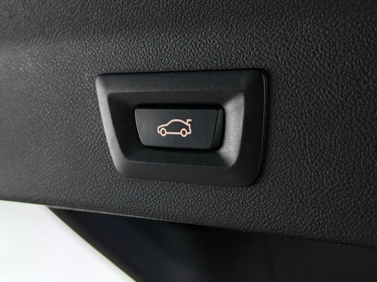 BMW X3 thumbnail Misc Controls