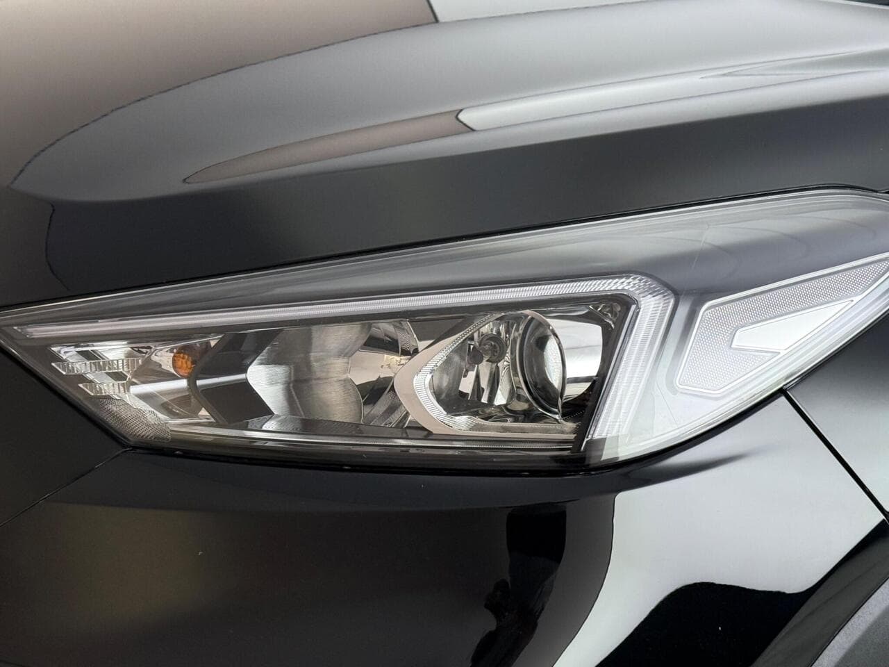 Hyundai TUCSON thumbnail Lights Front