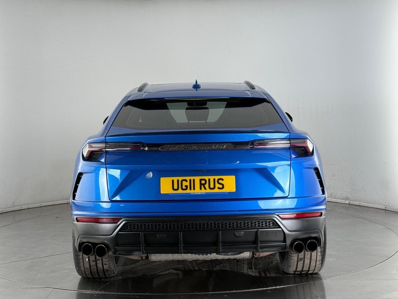 Lamborghini Urus thumbnail Rear
