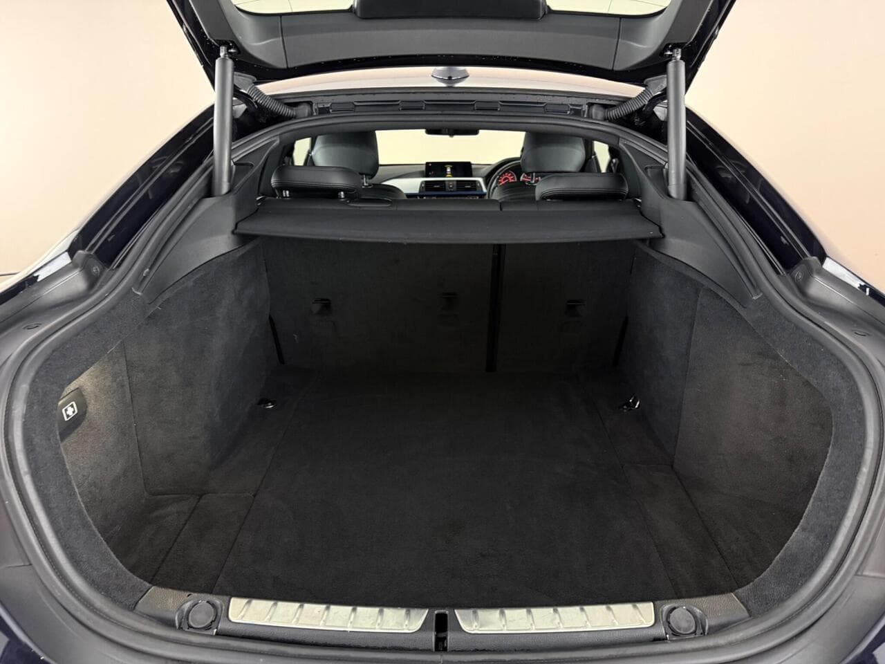 BMW 4 Series Gran Coupe thumbnail Boot