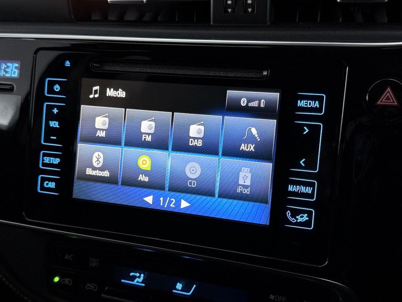 Toyota Auris thumbnail Infotainment System