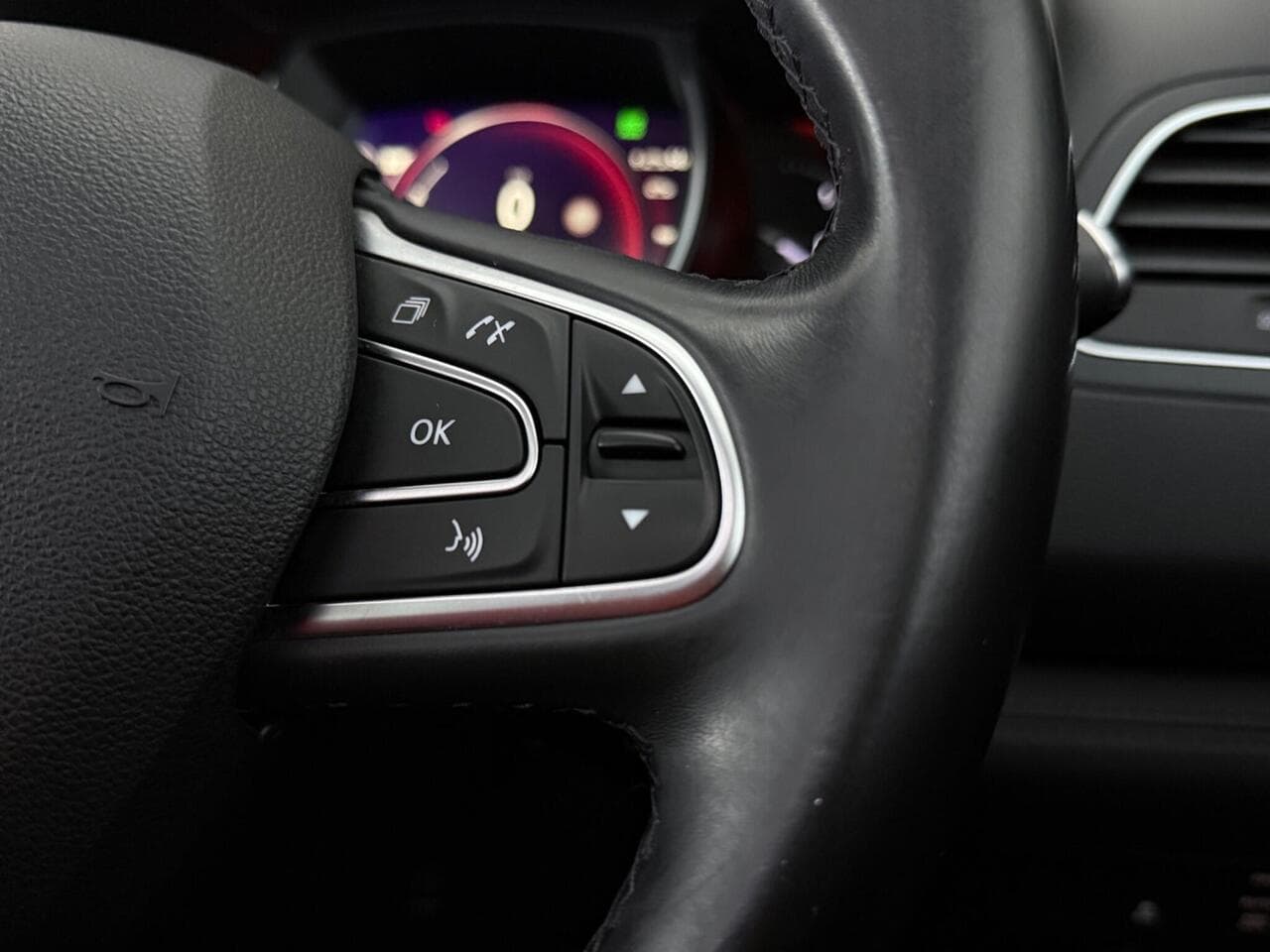 Renault Koleos thumbnail Misc Controls