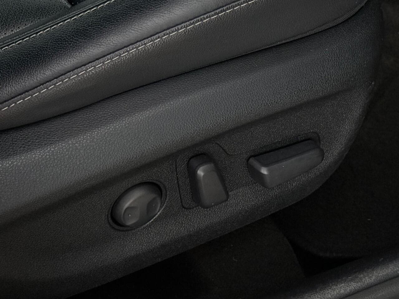 Kia Niro thumbnail Misc Controls