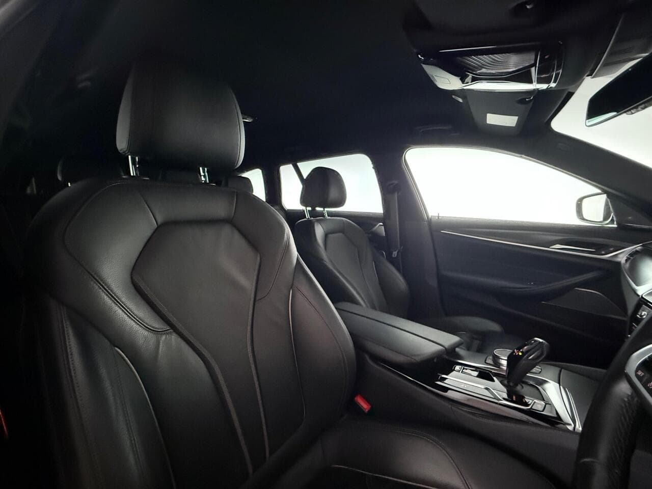 BMW 5 Series thumbnail Seat Driver