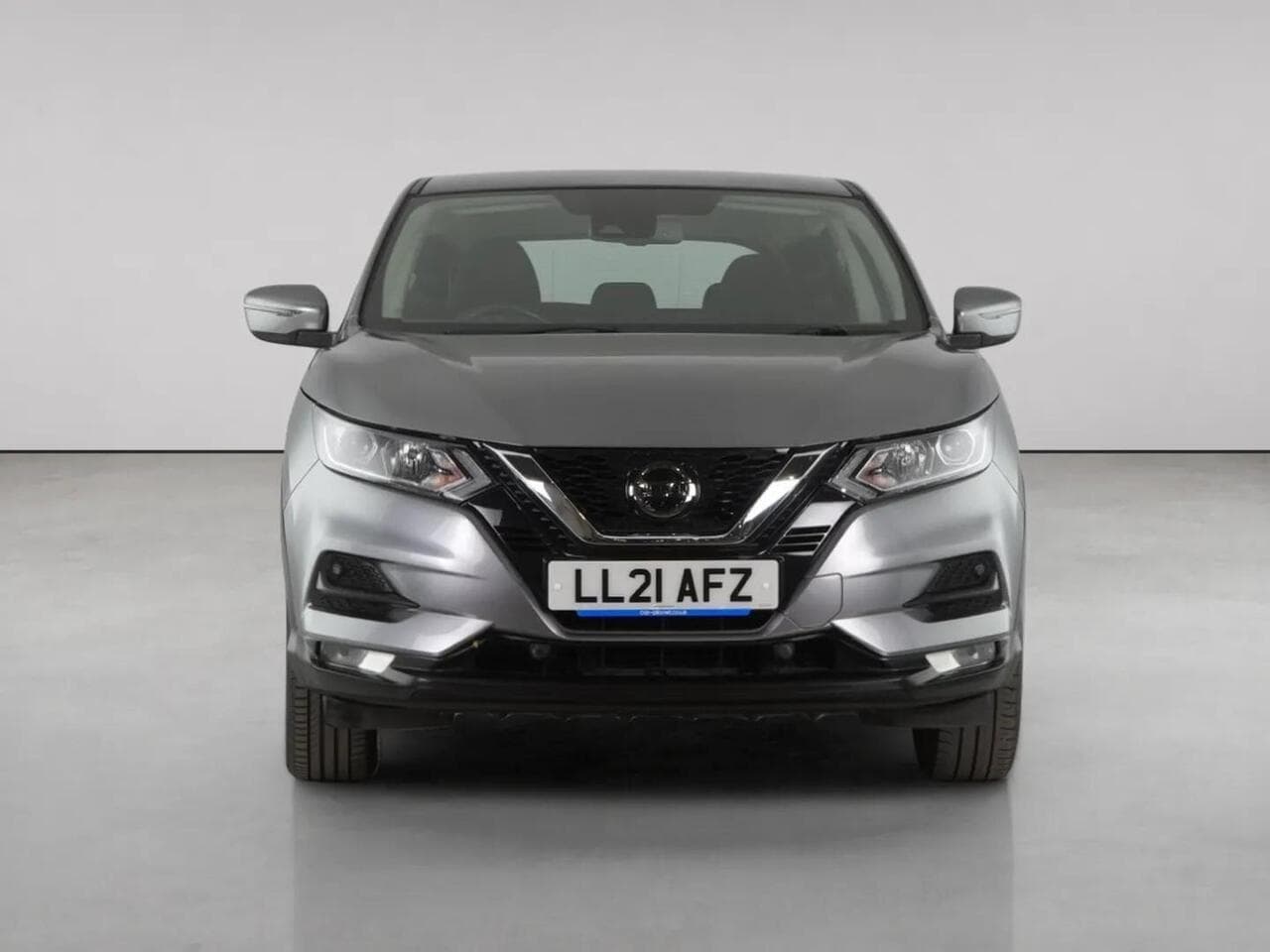 Nissan Qashqai thumbnail Front