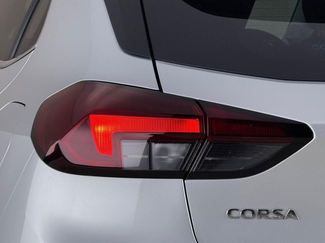 Vauxhall Corsa thumbnail Lights Rear