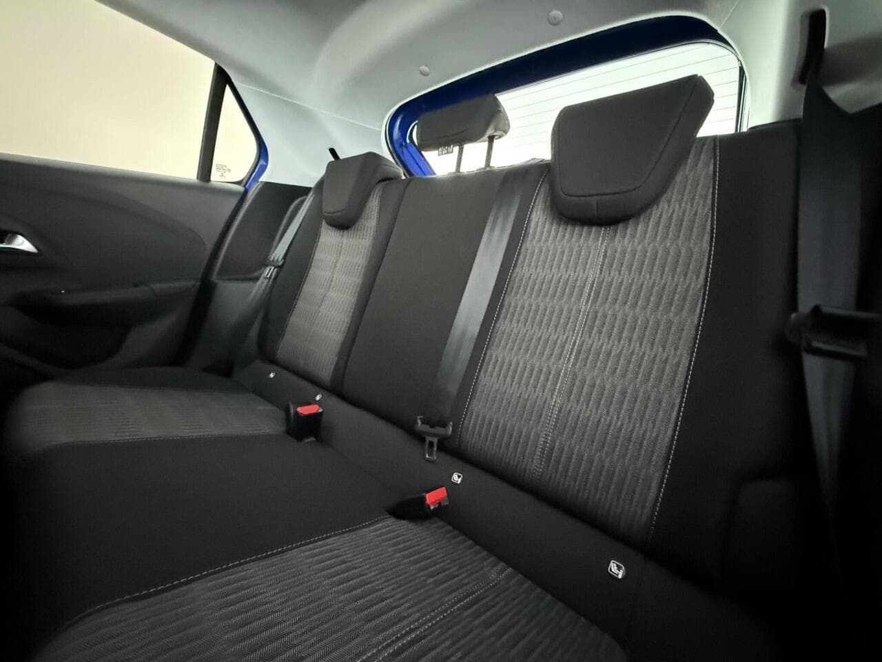 Vauxhall Corsa thumbnail Seats Rear