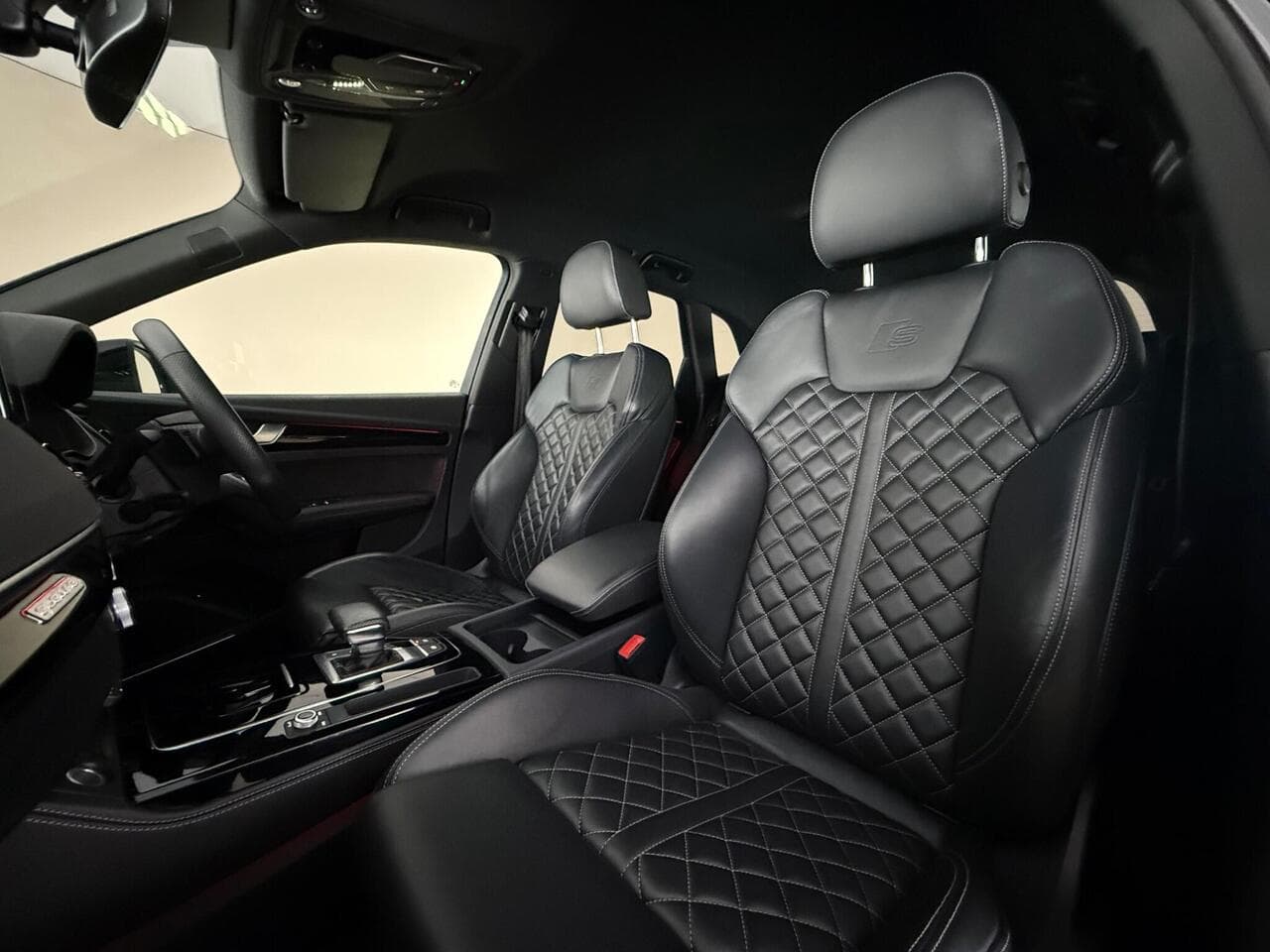 Audi Q5 thumbnail Seat Front Passenger