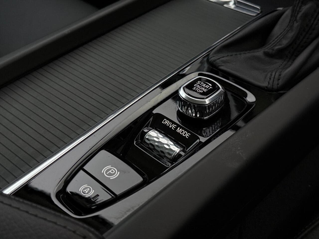 Volvo V60 thumbnail Misc Controls