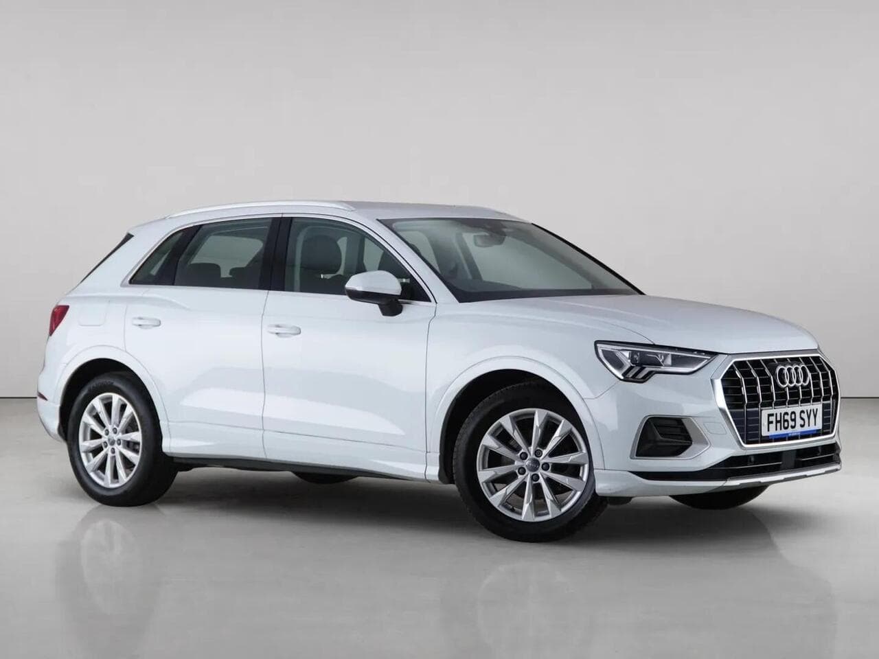 Audi Q3 - Audi Q3 1.5 TFSI CoD 35 Sport Euro 6 (s/s) 5dr