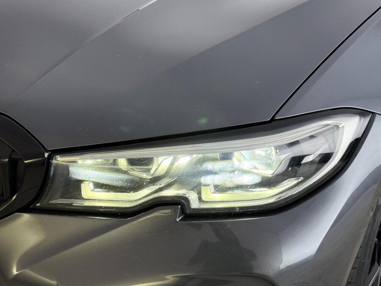 BMW 3 Series thumbnail Lights Front