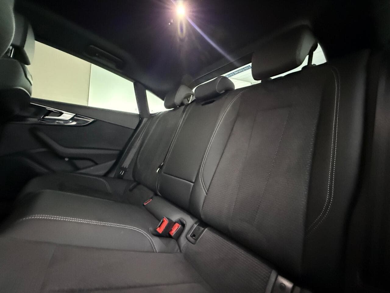 Audi A5 thumbnail Seats Rear