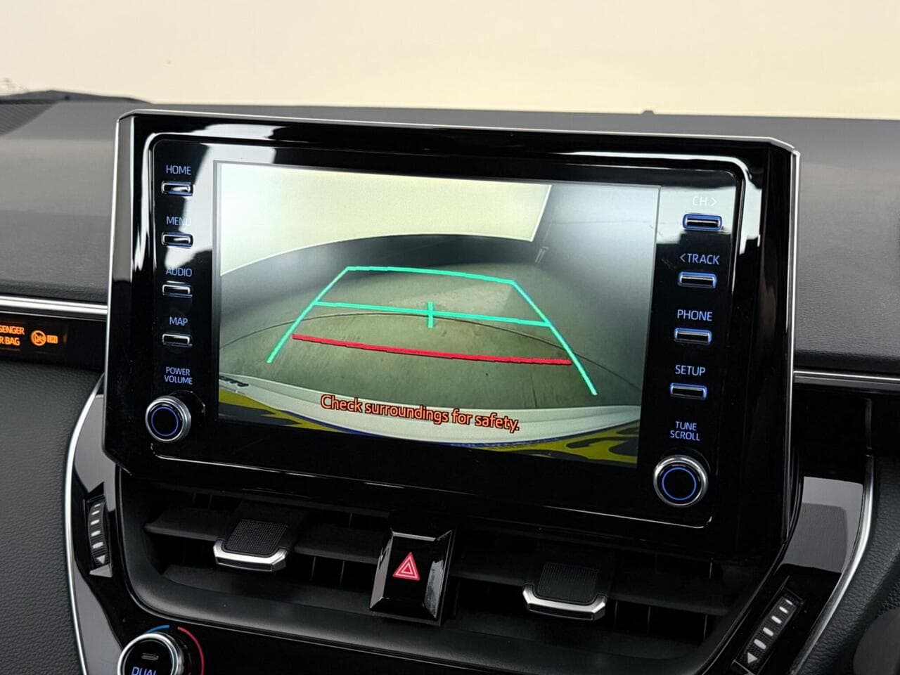 Toyota Corolla thumbnail Infotainment System