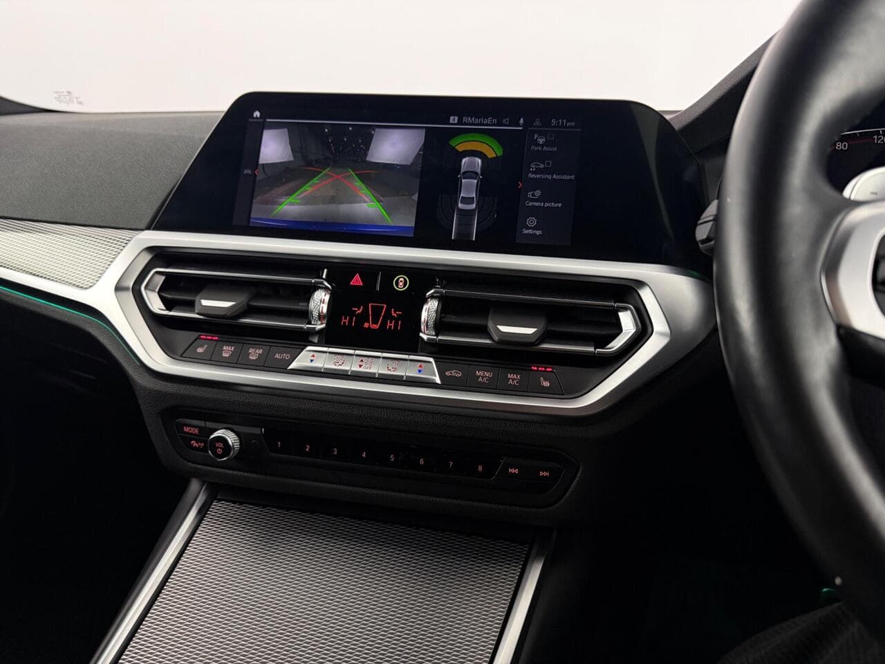 BMW 3 Series thumbnail Infotainment System