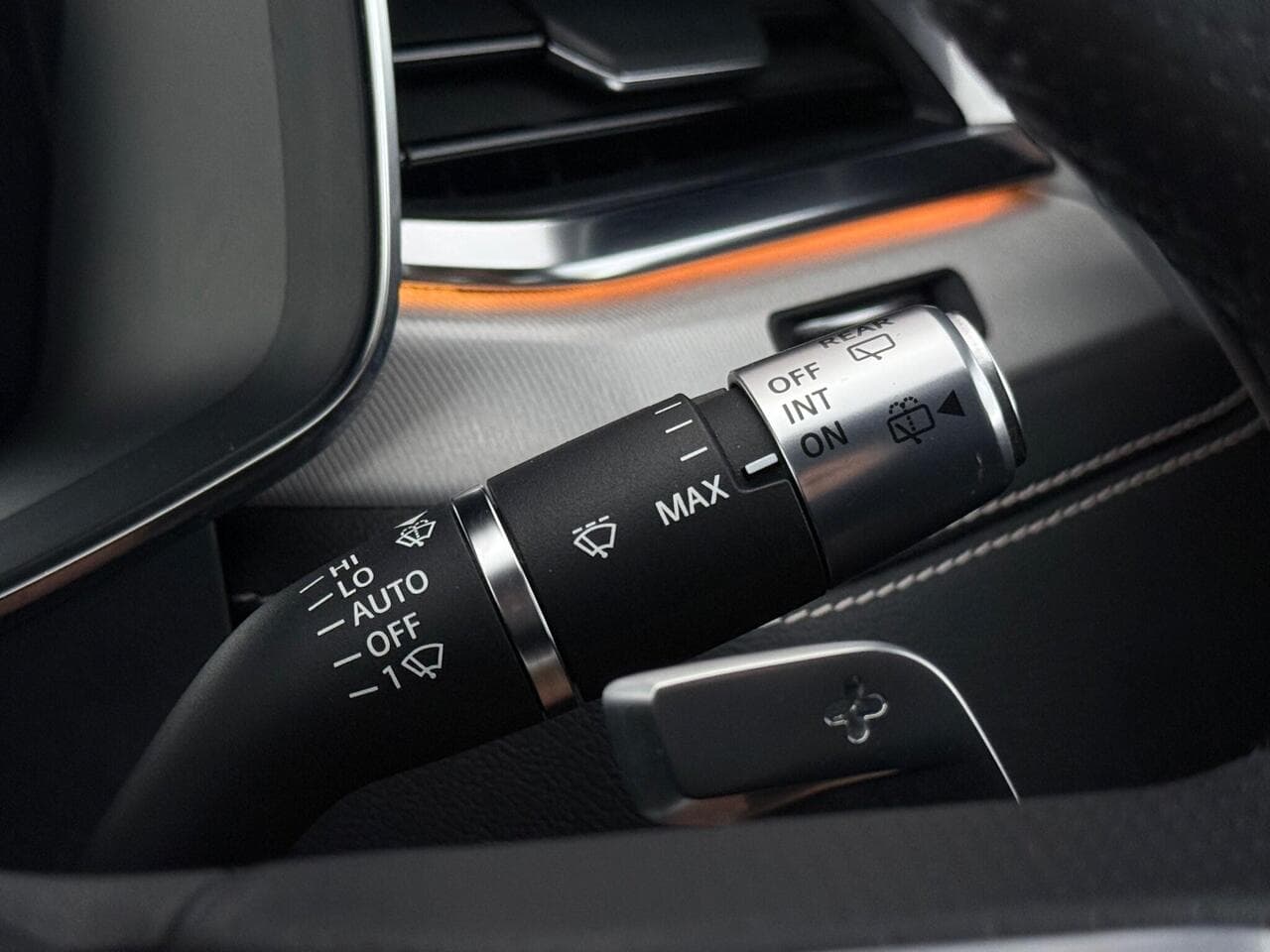 Jaguar F-PACE thumbnail Misc Controls
