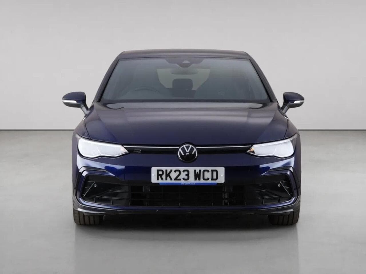 Volkswagen Golf thumbnail Front