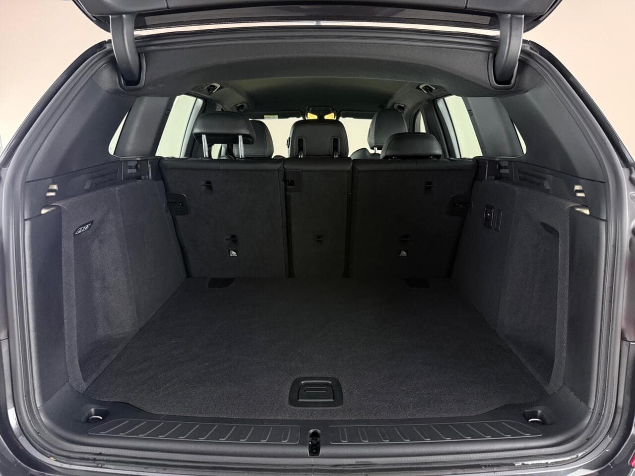BMW X3 thumbnail Boot