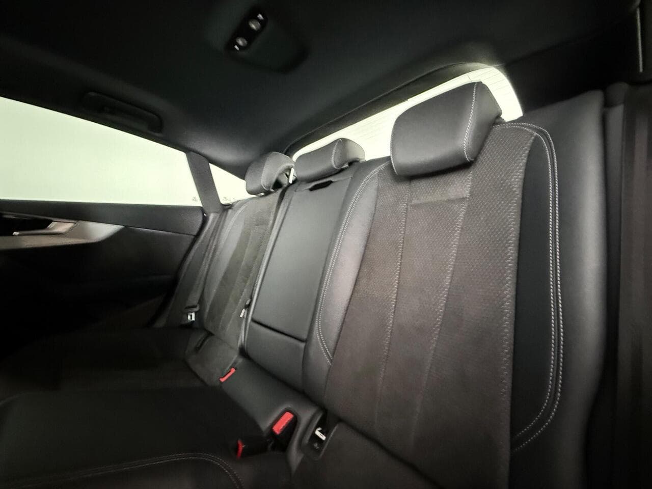 Audi A5 thumbnail Seats Rear