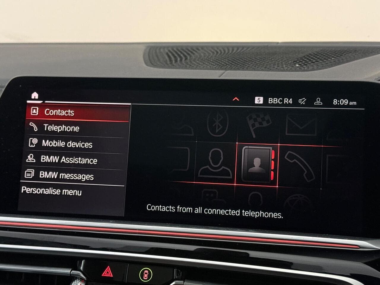 BMW X7 thumbnail Infotainment System
