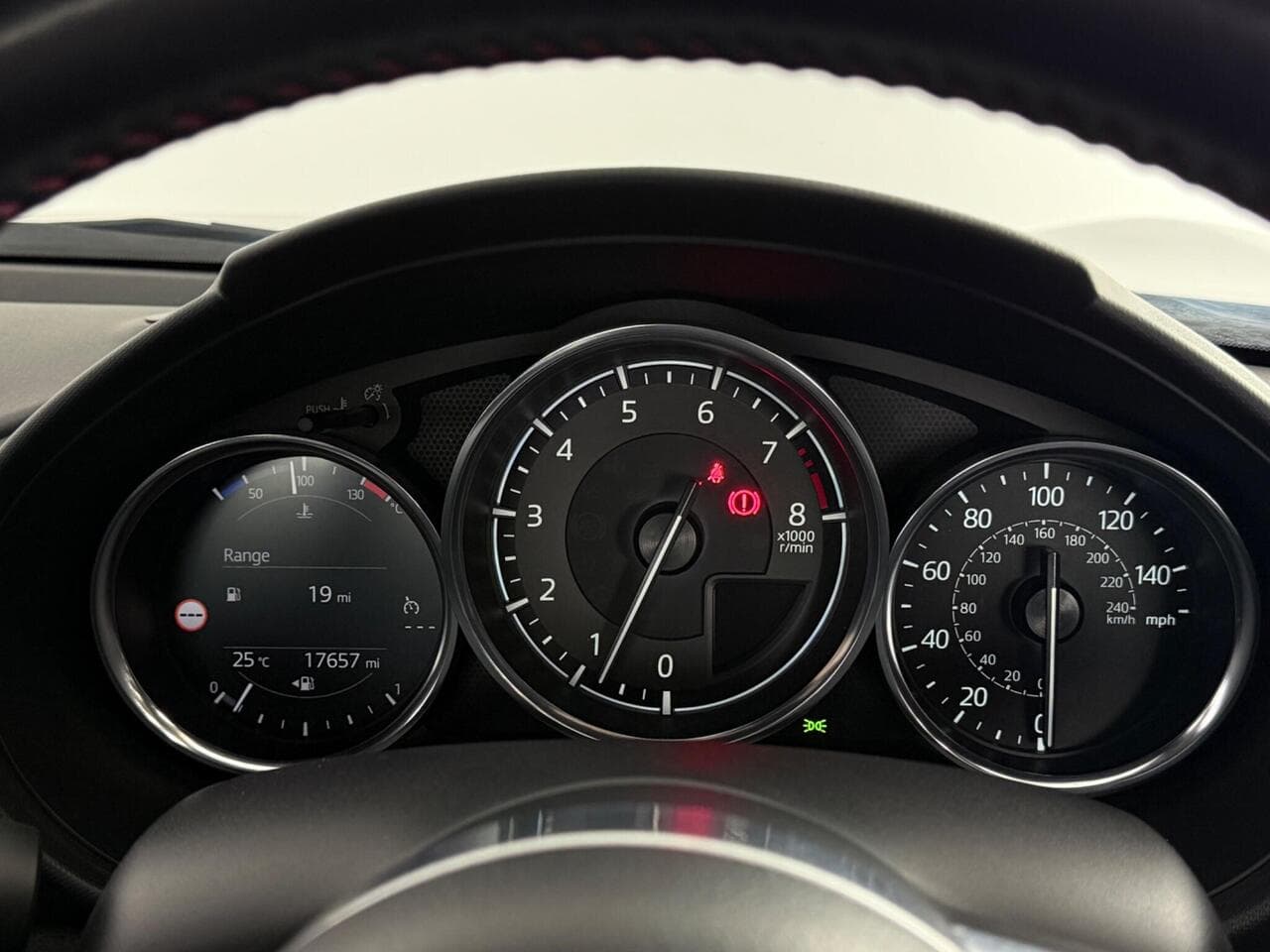 Mazda MX-5 thumbnail Driver Instruments