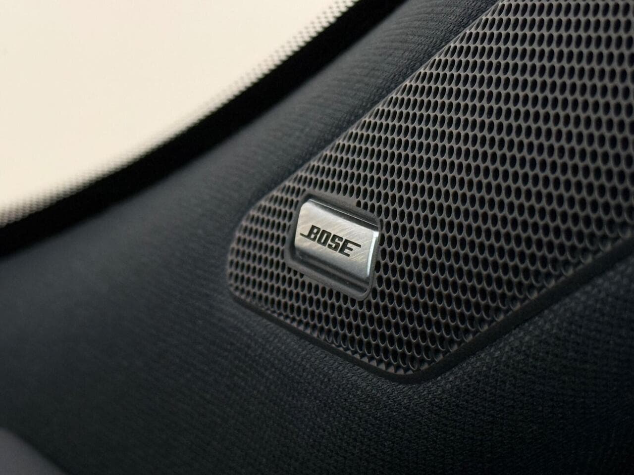 Nissan Qashqai thumbnail Misc Controls