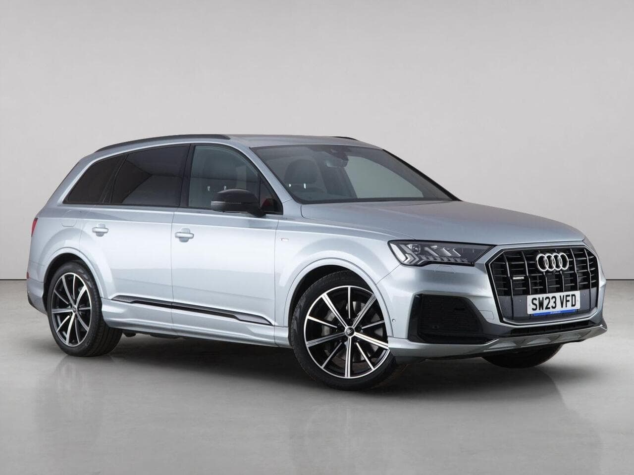 Audi Q7 - Audi Q7 3.0 TDI V6 50 Black Edition Tiptronic quattro Euro 6 (s/s) 5dr