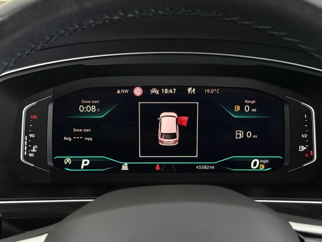 Volkswagen Tiguan thumbnail Driver Instruments