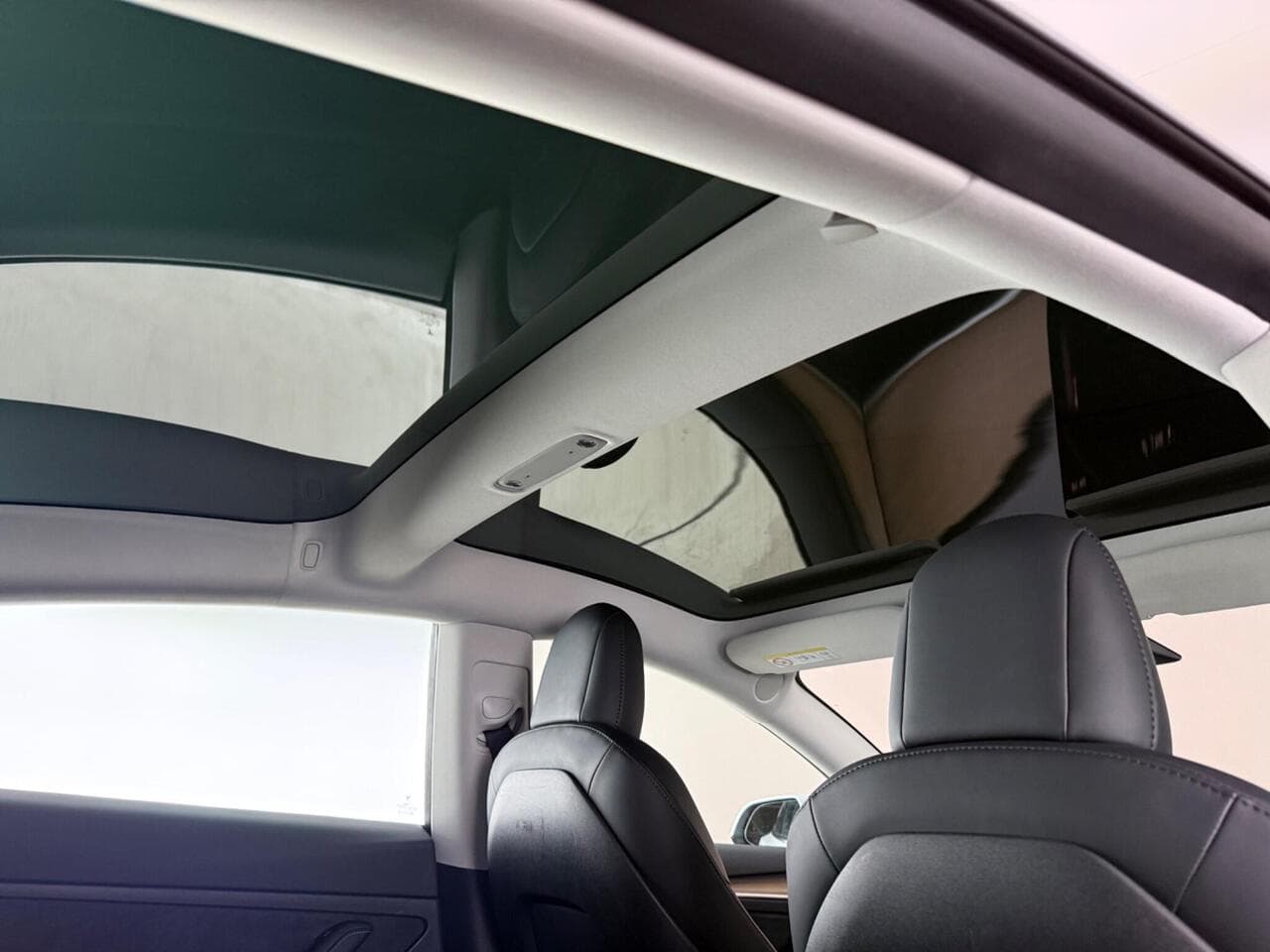 Tesla Model 3 thumbnail Inconclusive