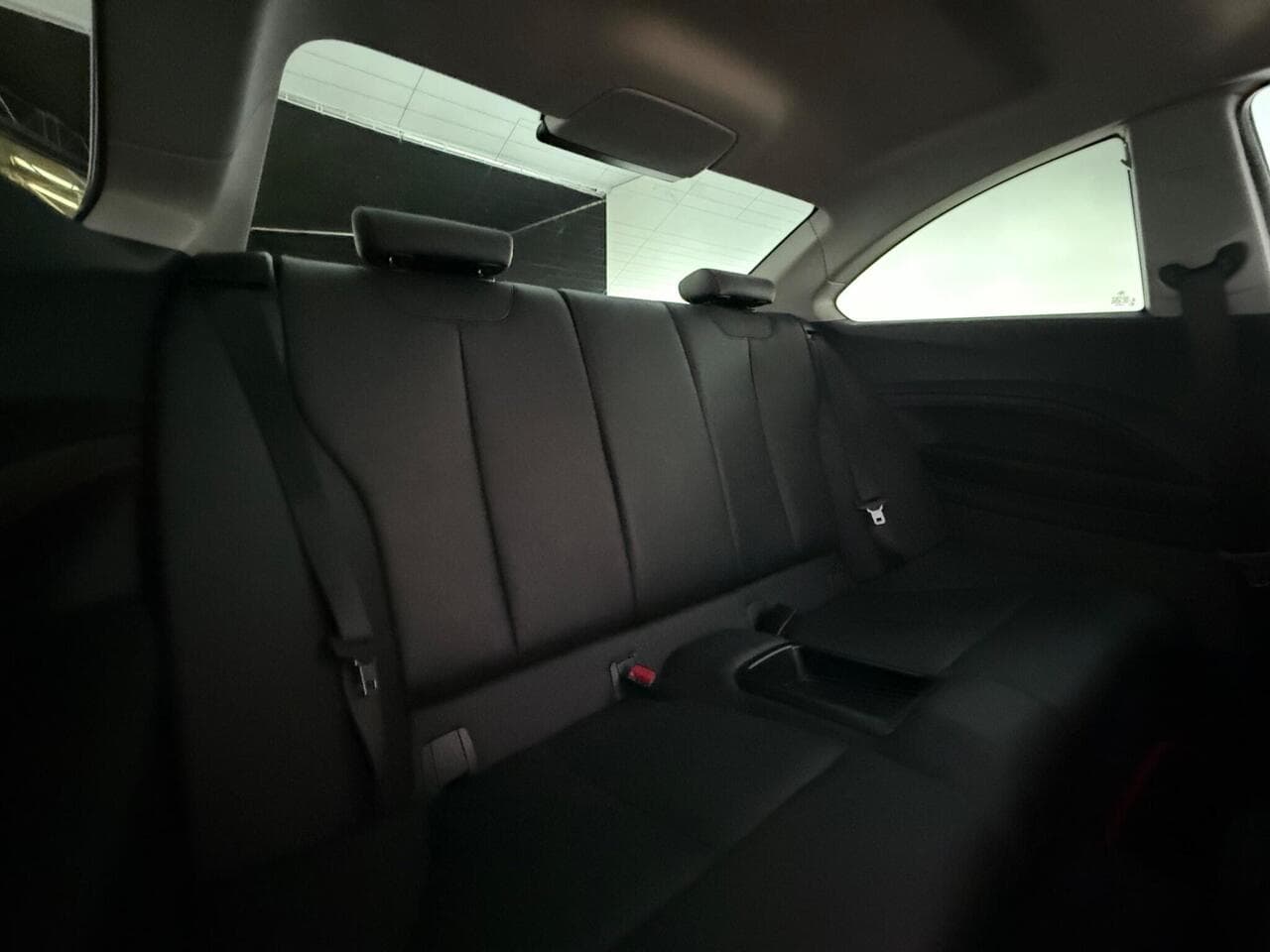 BMW 2 Series thumbnail Seats Rear