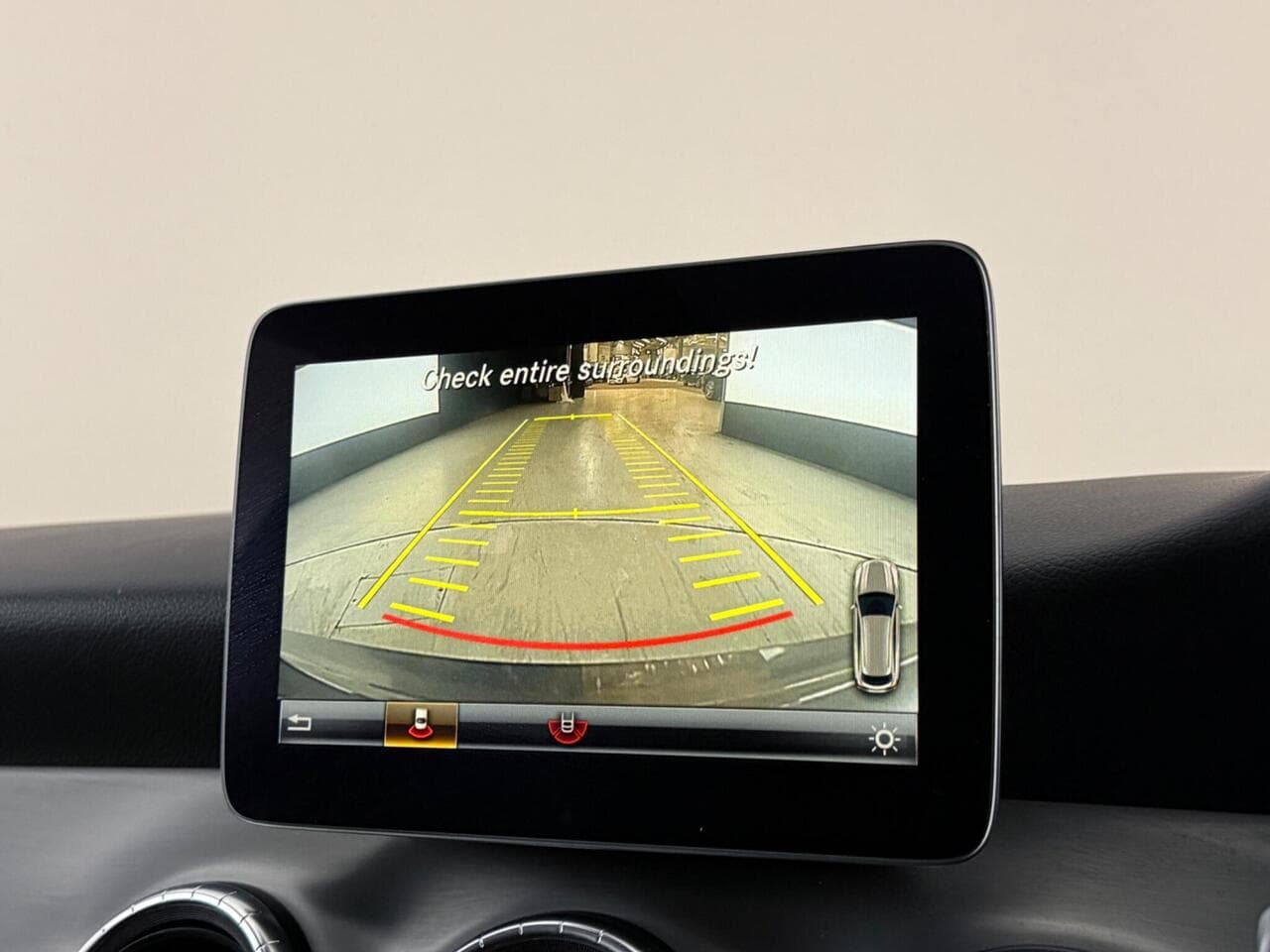 Mercedes-Benz CLA thumbnail Infotainment System