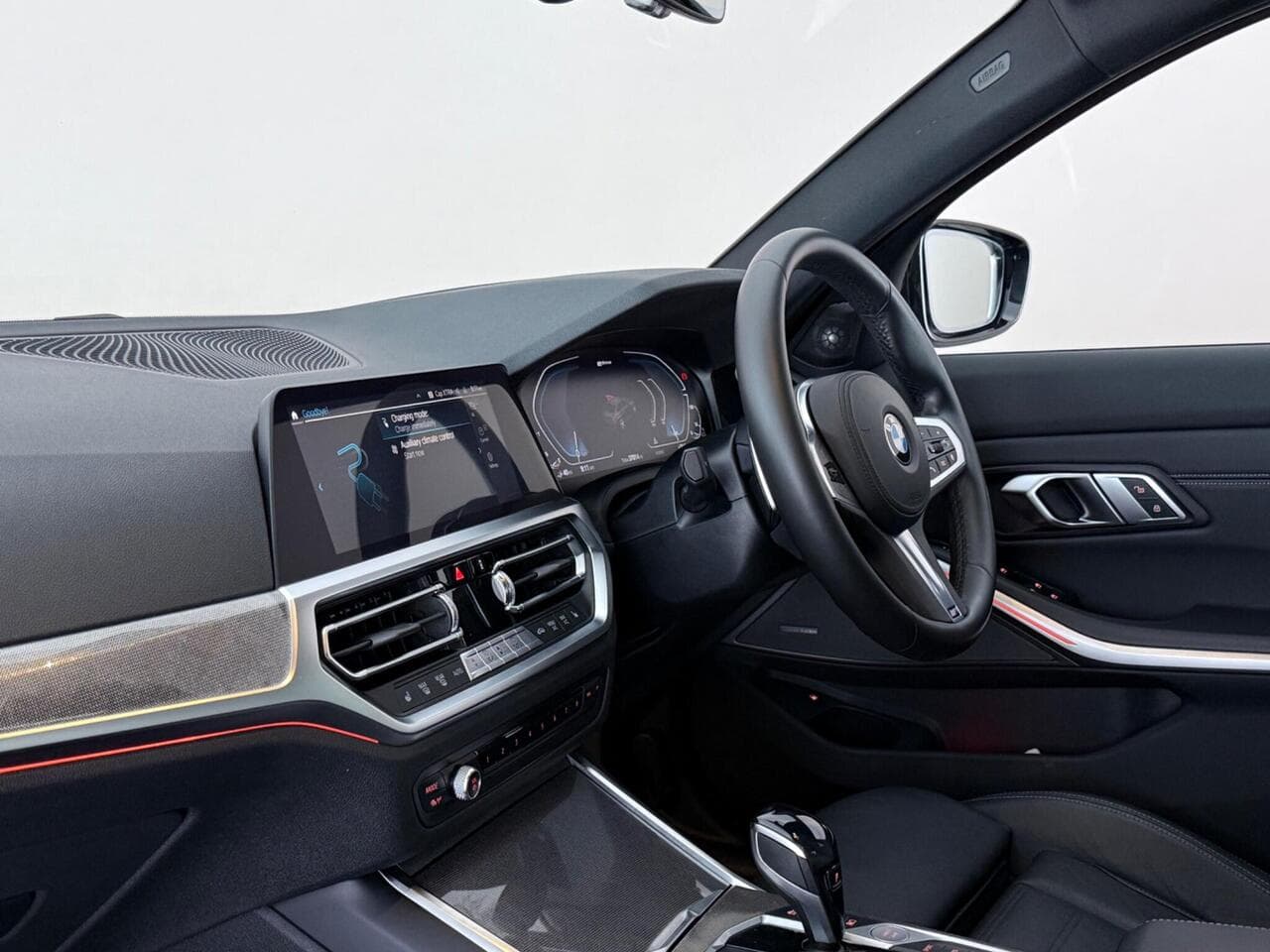 BMW 3 Series thumbnail Interior Front