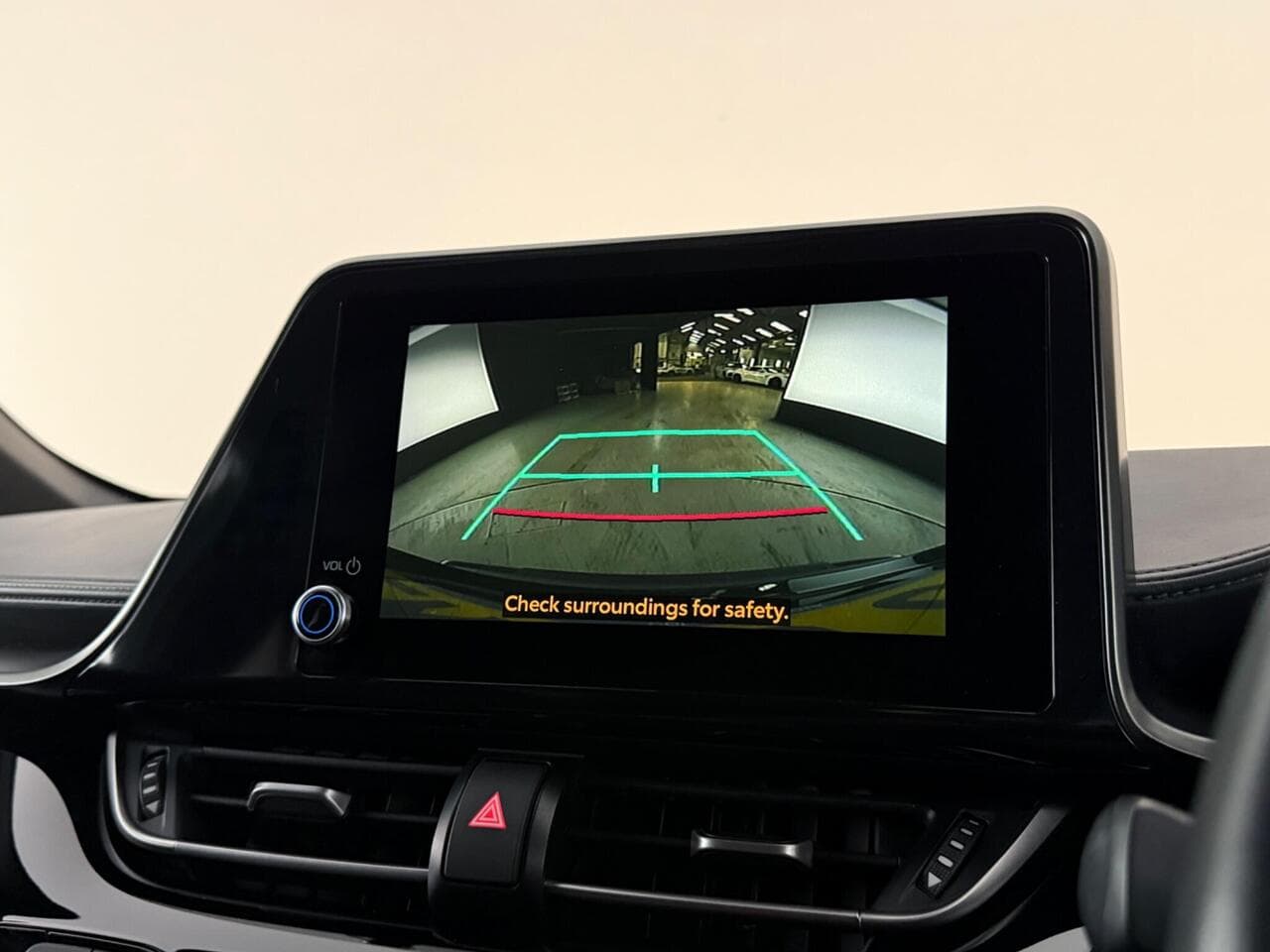 Toyota C-HR thumbnail Infotainment System