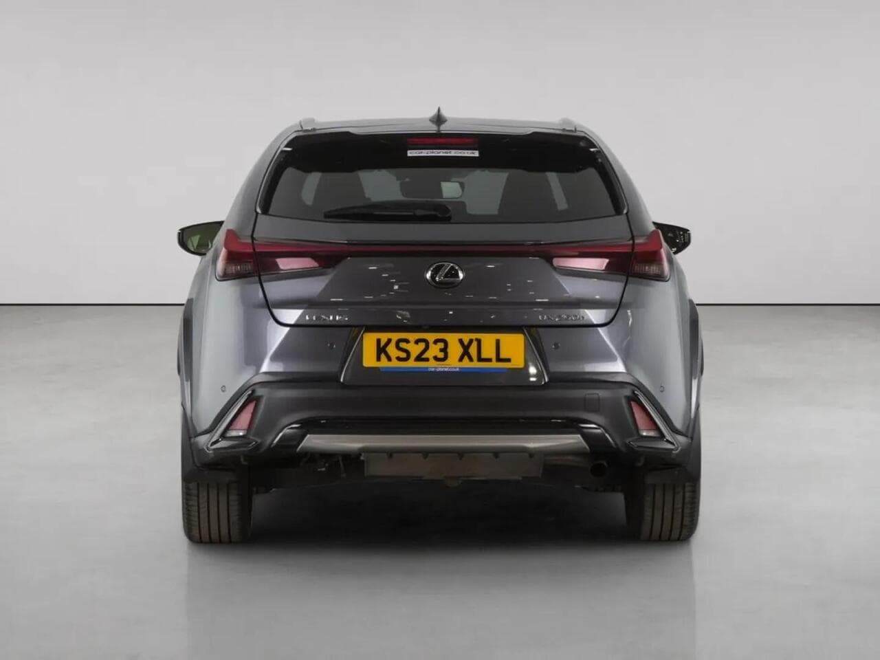 Lexus UX thumbnail Rear