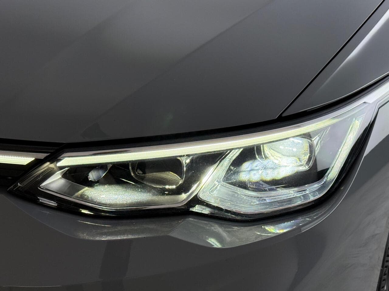 Volkswagen Golf thumbnail Lights Front