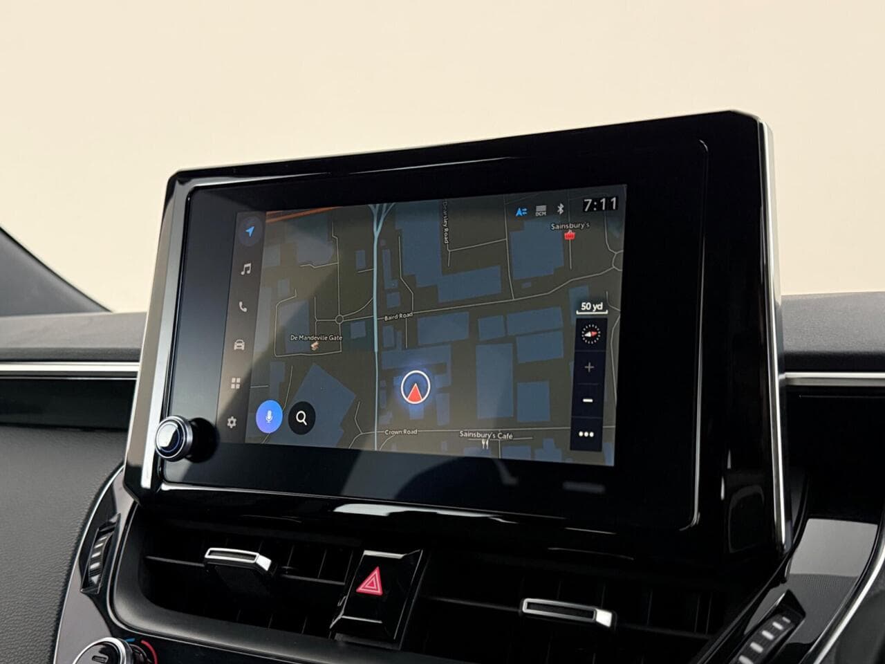 Toyota Corolla thumbnail Infotainment System