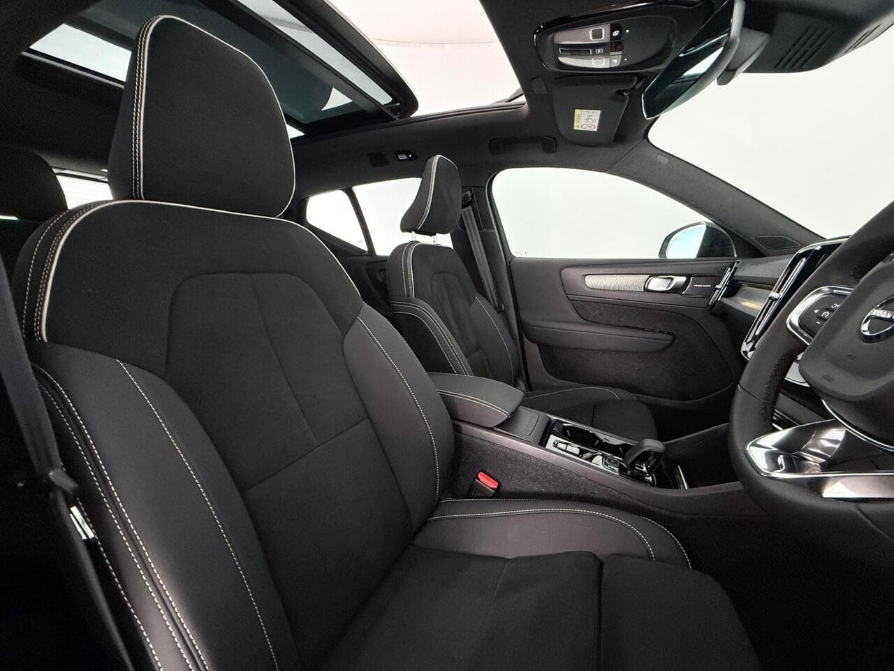 Volvo XC40 thumbnail Seat Driver