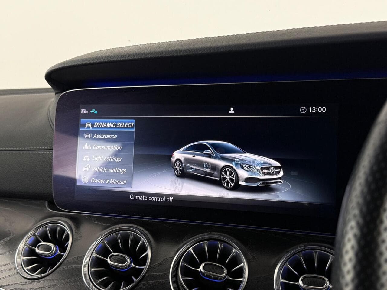 Mercedes-Benz E Class thumbnail Infotainment System