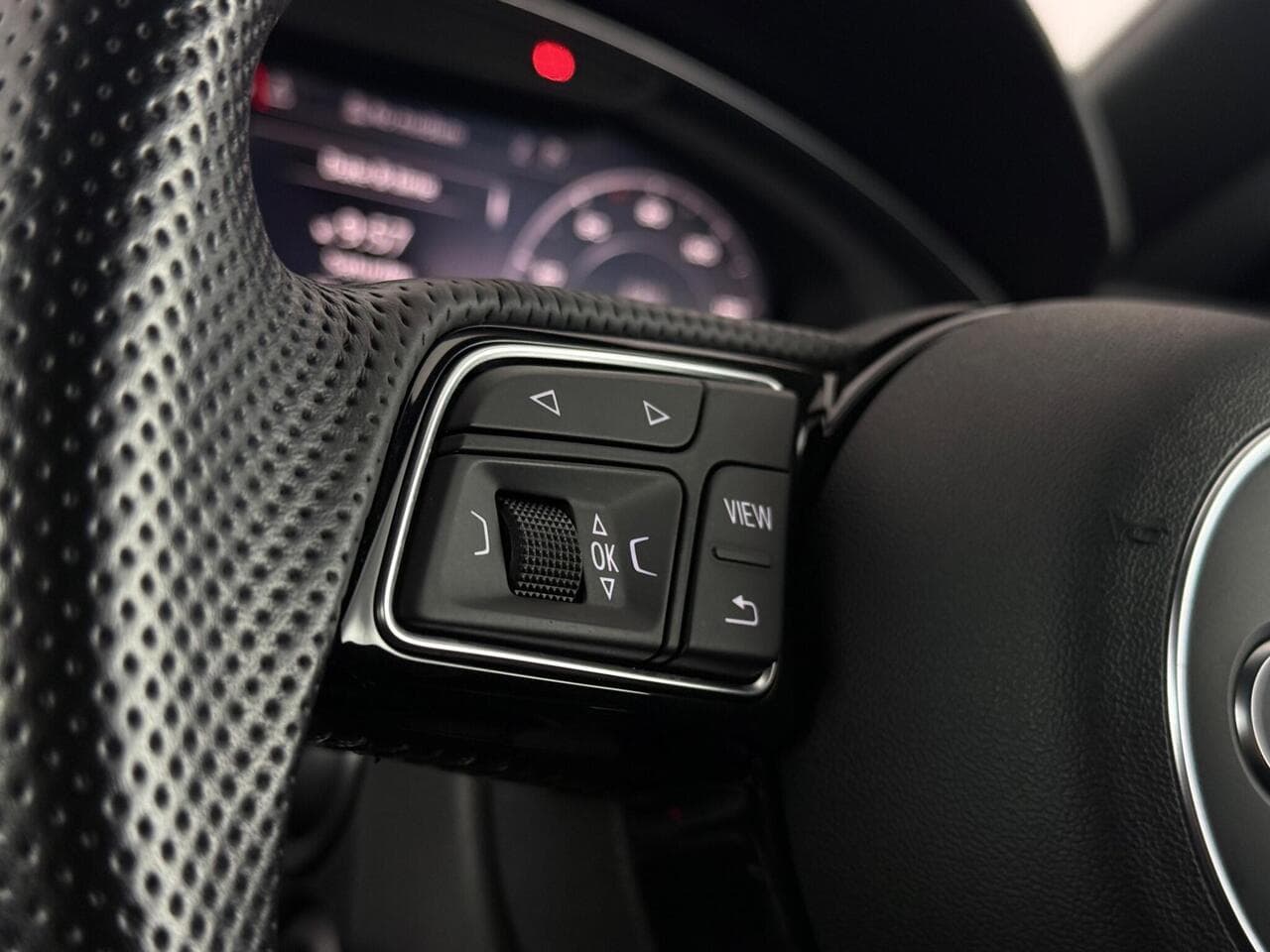 Audi A5 thumbnail Misc Controls