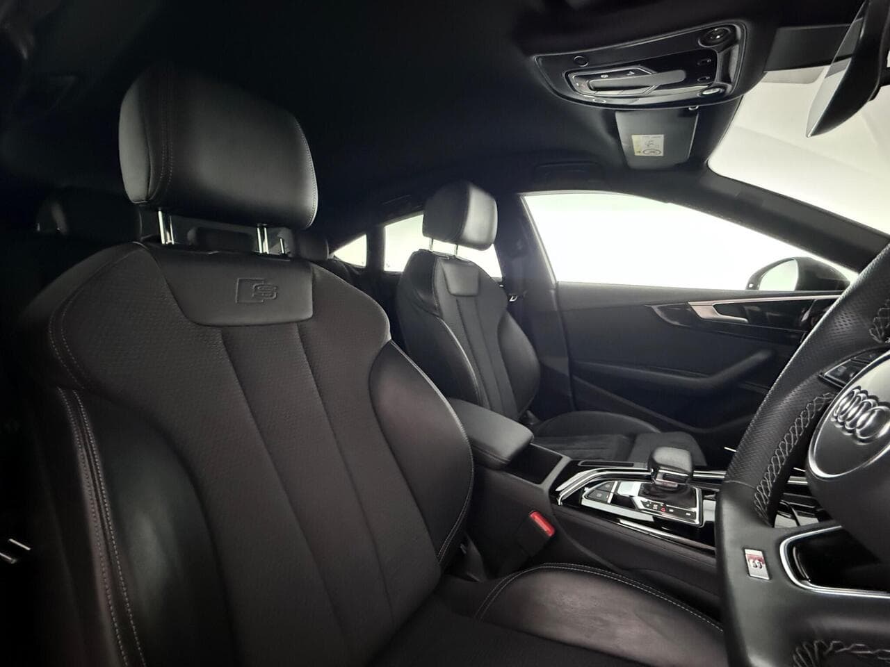 Audi A5 thumbnail Seat Driver
