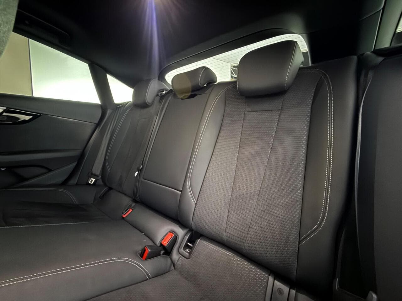 Audi A5 thumbnail Seats Rear