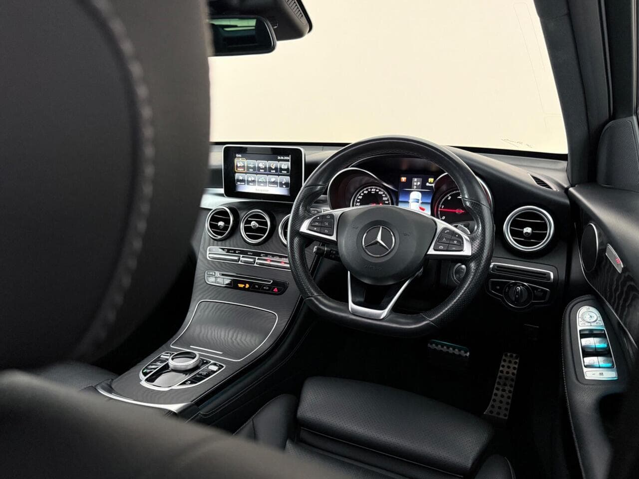 Mercedes-Benz GLC thumbnail Inconclusive