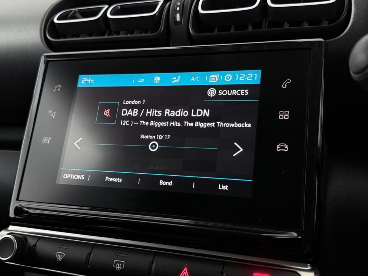 Citroen C3 Aircross thumbnail Infotainment System