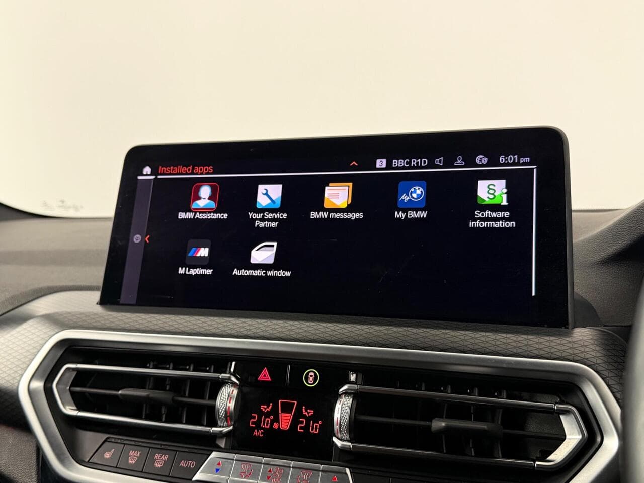 BMW X3 thumbnail Infotainment System